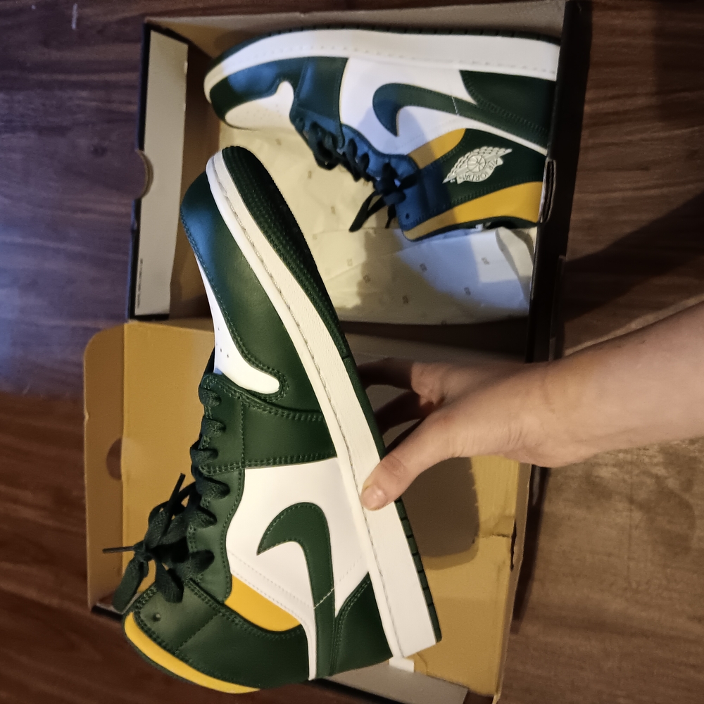 Jordan Green and White Leather Sneakers